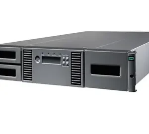 HPE StoreEver MSL 1/8 LTO-8 Ultrium Tape Autoloader with SAS Drive and 5x LTO-8 Cartridges (P77035-B25) - Image 1